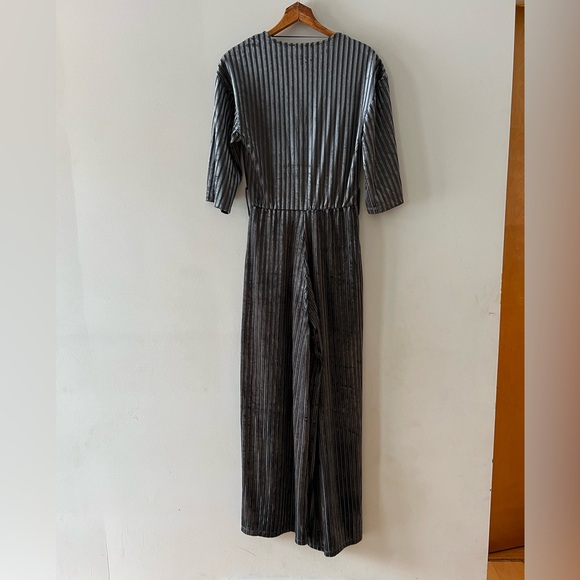 ZARA Trafaluc Jumpsuit Velvet 3/4 Sleeve Striped Wide Leg‎ Gray Blue Size Small - Picture 7 of 16